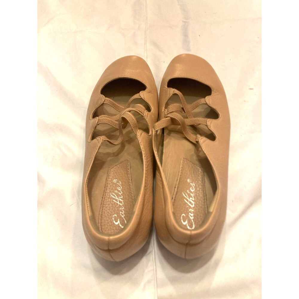 Tan EARTHIES "Clare" Cross-Strap Ballet Flats women’s size 6